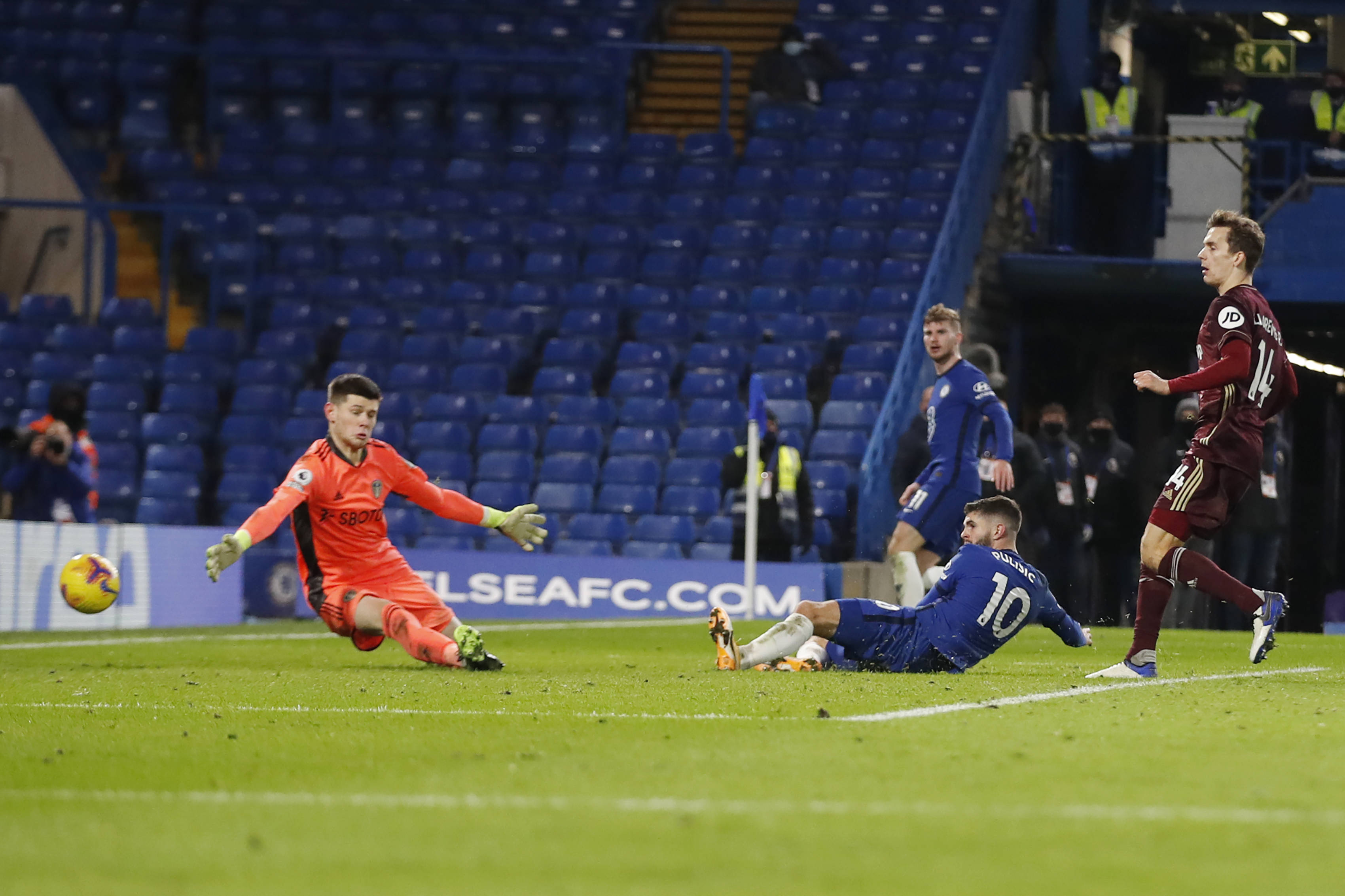 刻的進攻乏 刻的進攻乏